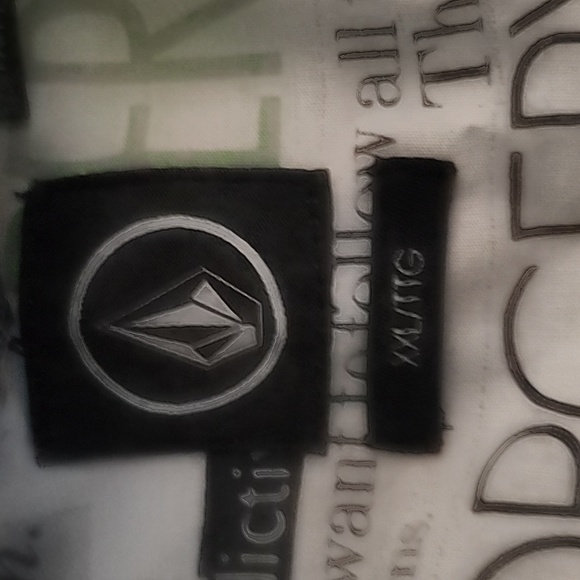 Volcom button down - Picture 2 of 4